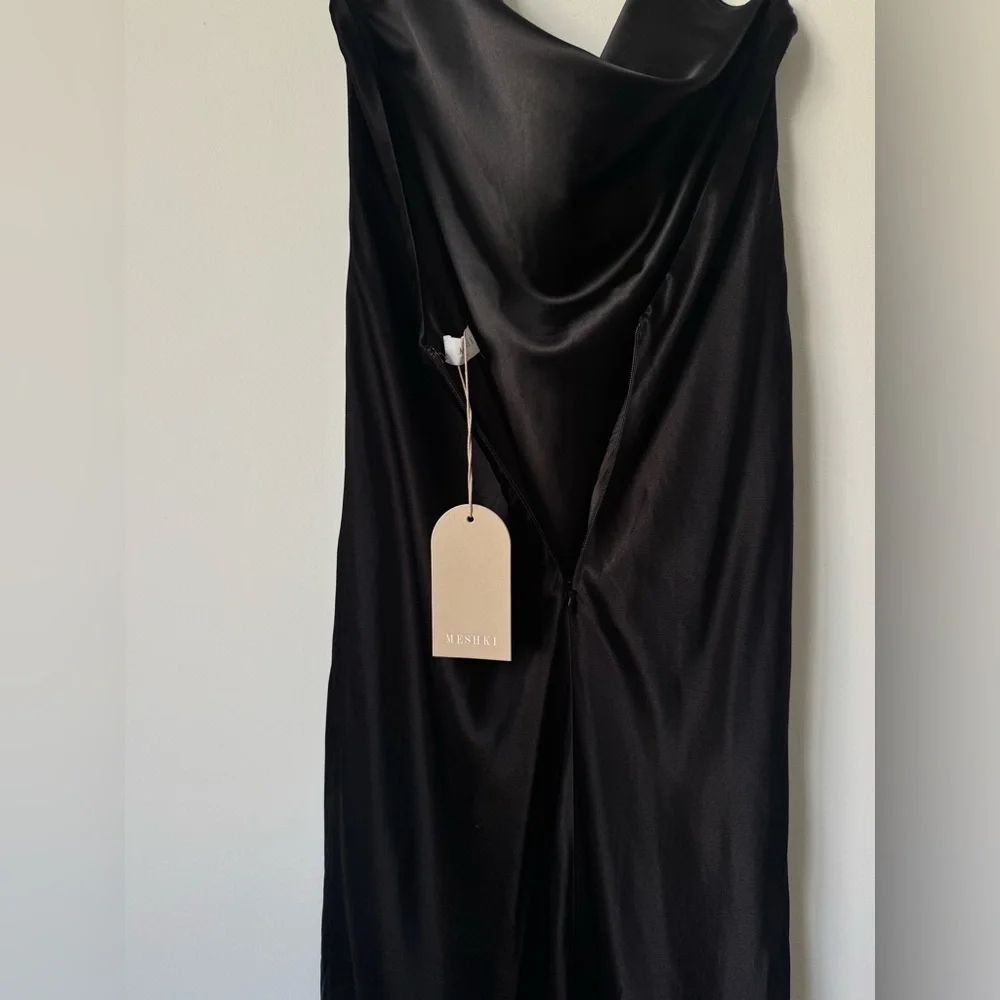 Meshki Black Maxi Dress - Picture 11 of 16